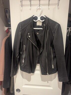 Mango Black Quilted-Shoulder Leather Moto Jacket with Zipper Details